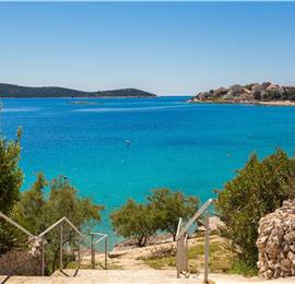 4 Bedroom Villa with Pool near Milna, Brac Island Sleeps 8 